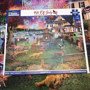 White Mountain 4th of July Puzzle Larger Pieces 1,000 Pieces